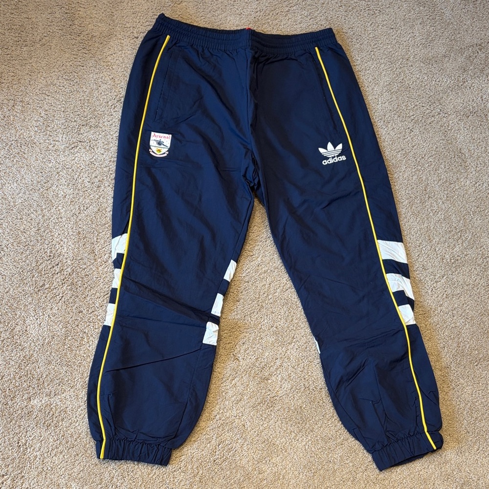 Arsenal Retro Reissue Adidas Originals Woven Joggers mens large